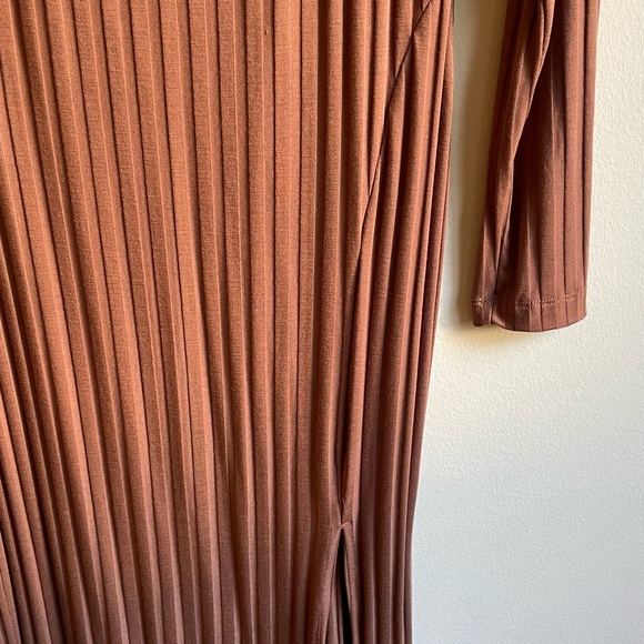 Dynamite Brown Dress - Picture 5 of 6